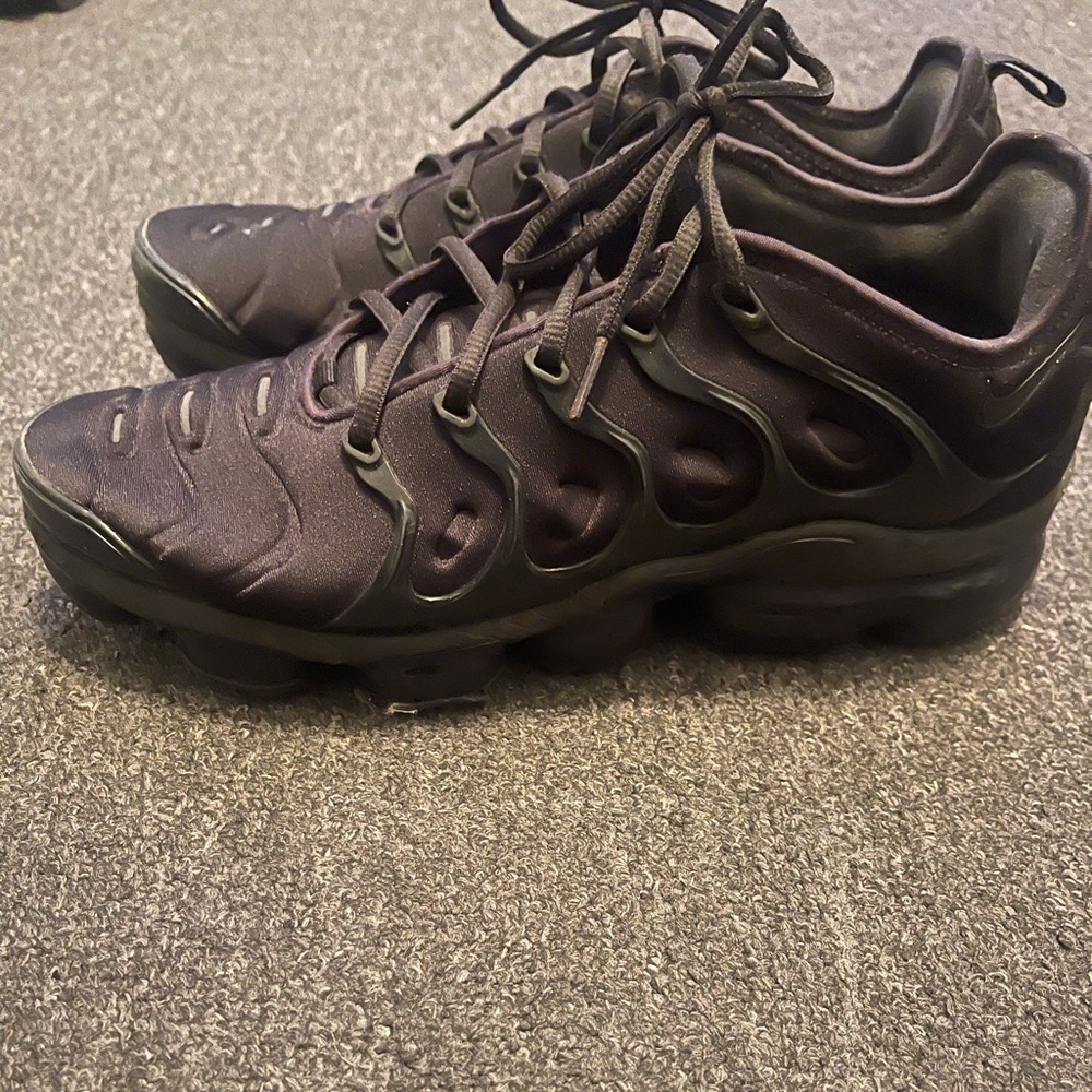 Used Nike Vapor Max Size 11